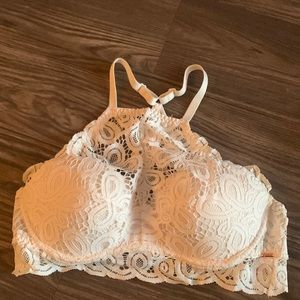 NWOT Victoria’s Secret Push Up Lace Bralette